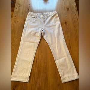 L.L. Bean Favorite Fit White Jeans 12p
